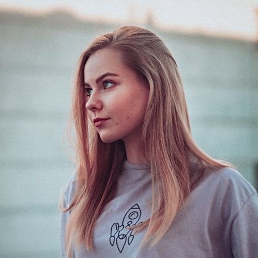 Lora Pance