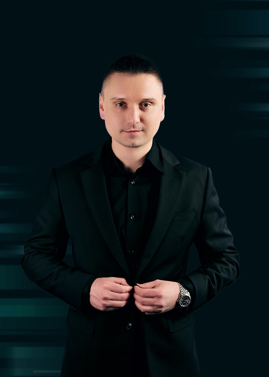 Maksym Sakharov